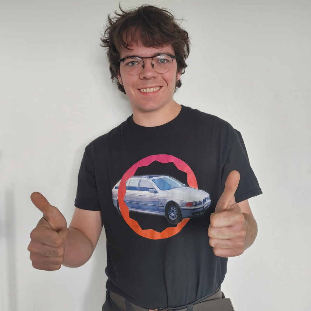 T-Shirt avec la BM DEVANT